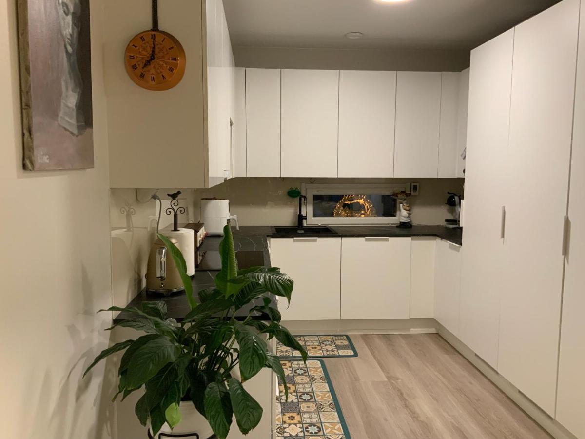 Private Room In The Shared Detached House. 万塔 外观 照片